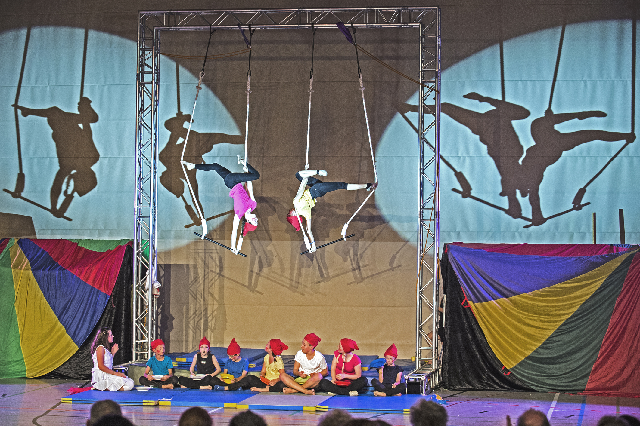 Bild zu Zirkus-Aufführung